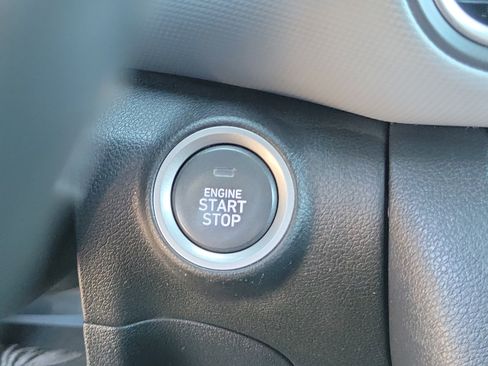 Used 2019 Hyundai Kona SEL FWD image 15