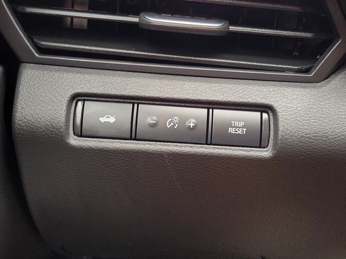 Certified 2025 Nissan Altima 2.5 S FWD image 28