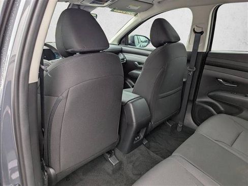 Certified 2026 Hyundai Tucson SE FWD image 23