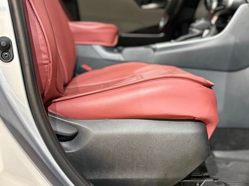 Used 2025 Toyota RAV4 XLE w/ Convenience Package image 51