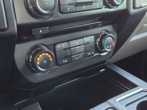 Used 2017 Ford F150 XL w/ Equipment Group 101A Mid image 17