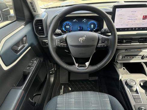 New 2025 Ford Bronco Sport Heritage w/ Convenience Package image 16