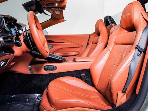 Used 2026 Aston Martin V8 Vantage Roadster image 23