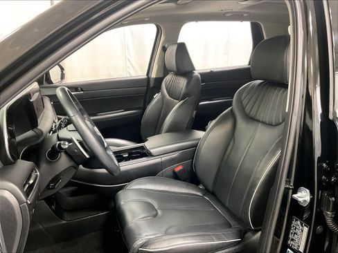 Used 2023 Hyundai Palisade Limited image 10