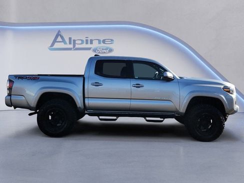 Used 2022 Toyota Tacoma SR image 6