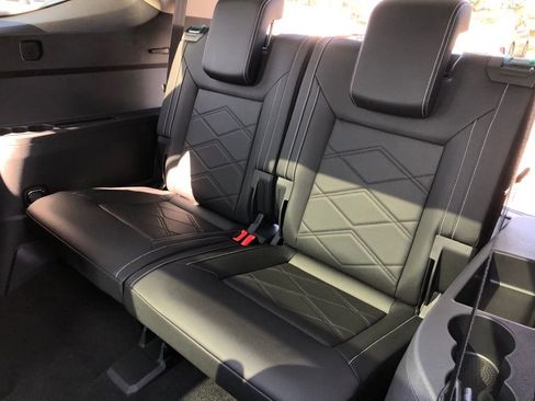 New 2026 Volkswagen Atlas SE AWD/4WD image 36