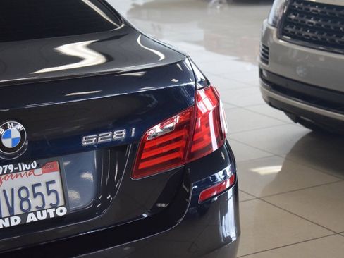 Used 2013 BMW 528i Sedan RWD image 33