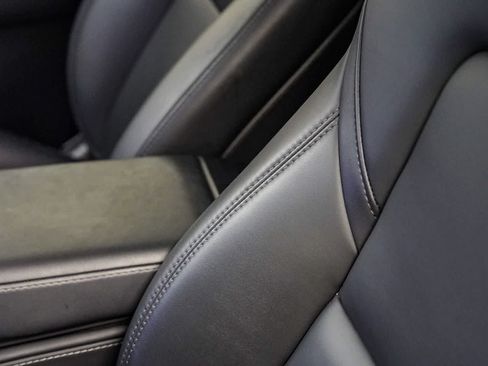 Used 2023 Tesla Model Y AWD image 19
