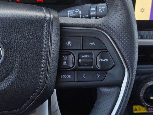Certified 2026 Toyota 4Runner 4WD image 21