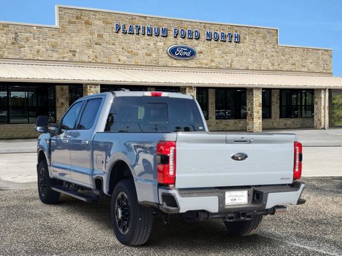 New 2026 Ford F250 Lariat w/ Black Appearance Package image 4