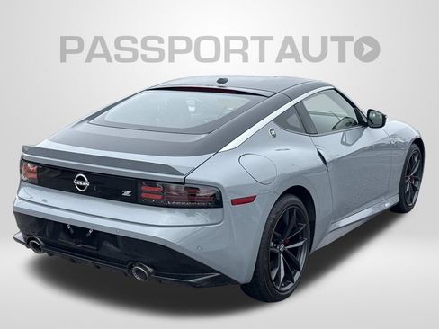 Used 2024 Nissan Z Performance w/ Floor Mat Package image 5
