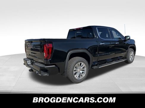 New 2026 GMC Sierra 1500 Denali w/ Technology Package image 3