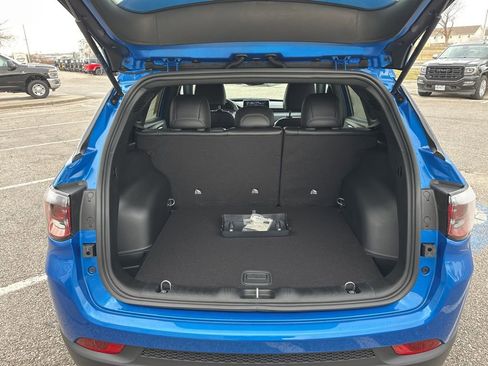 New 2026 Jeep Compass Latitude image 40