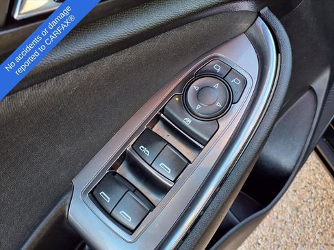 Used 2016 Chevrolet Malibu LT image 15