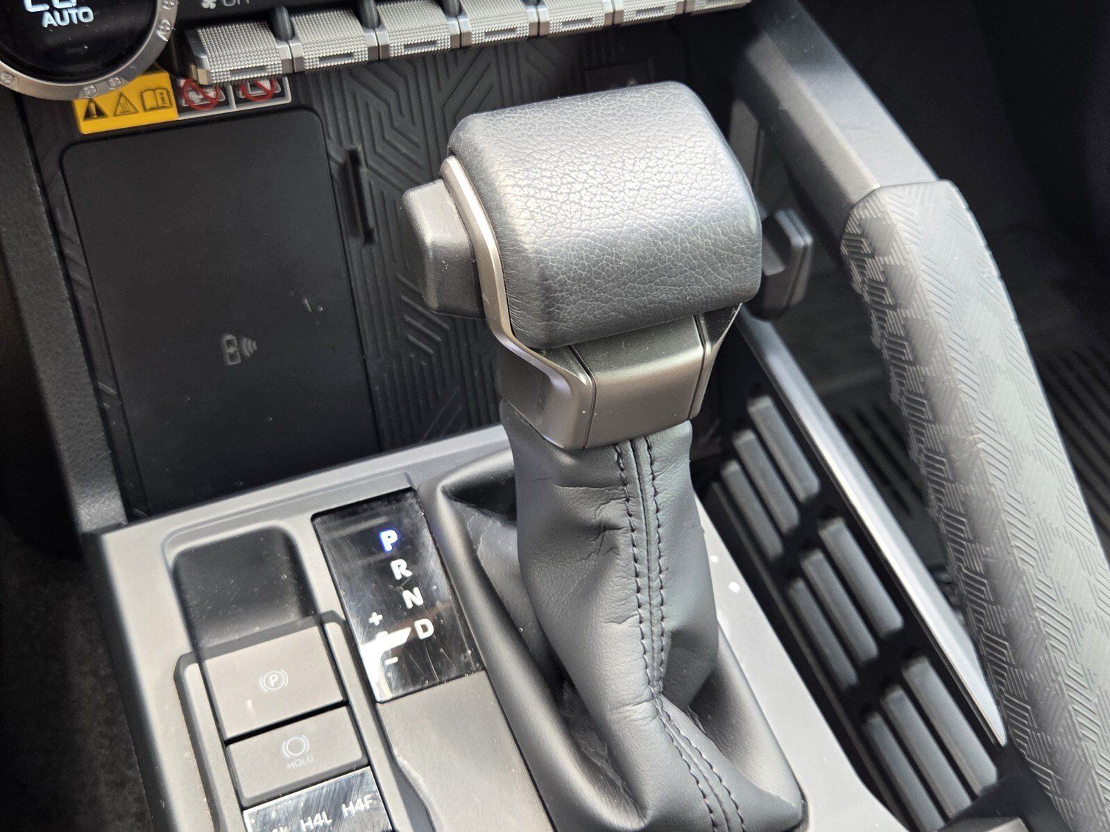 Certified 2025 Toyota 4Runner Limited AWD/4WD image 17