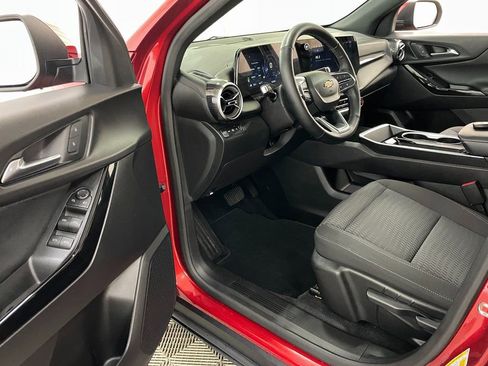 Certified 2025 Chevrolet Equinox LT AWD/4WD image 20