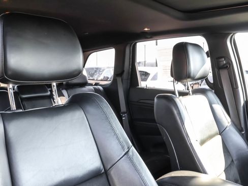 Used 2021 Jeep Grand Cherokee Laredo X AWD/4WD image 49
