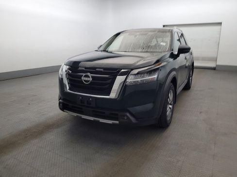 Used 2022 Nissan Pathfinder SL AWD/4WD image 15