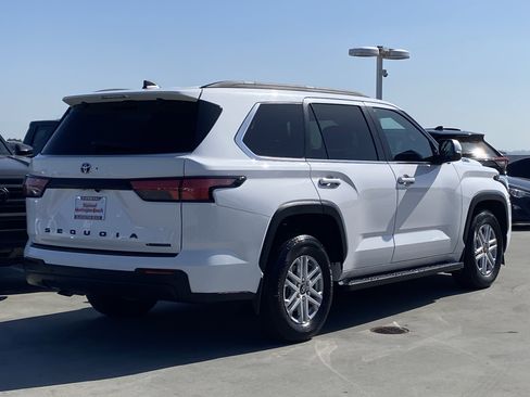 Certified 2025 Toyota Sequoia SR5 AWD/4WD image 3