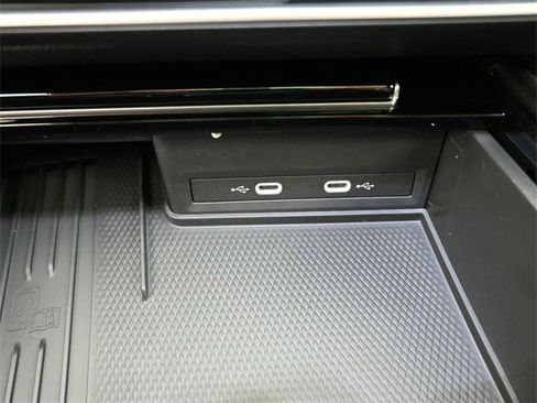 New 2026 Volkswagen Atlas SE image 4