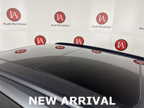 Used 2023 Audi SQ5 Premium Plus w/ Premium Plus Package image 7