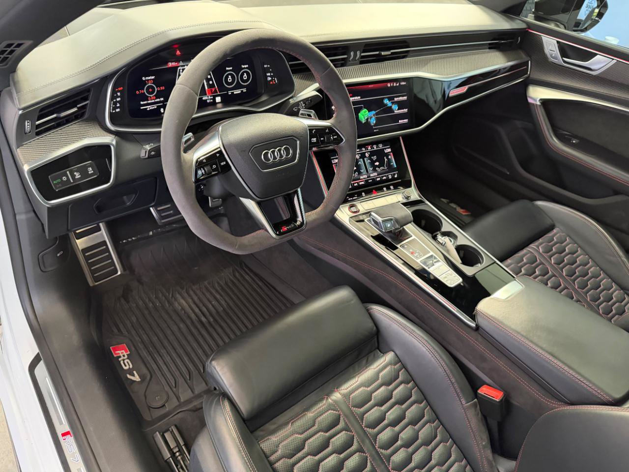 Used 2021 Audi RS 7 Sportback AWD/4WD image 16