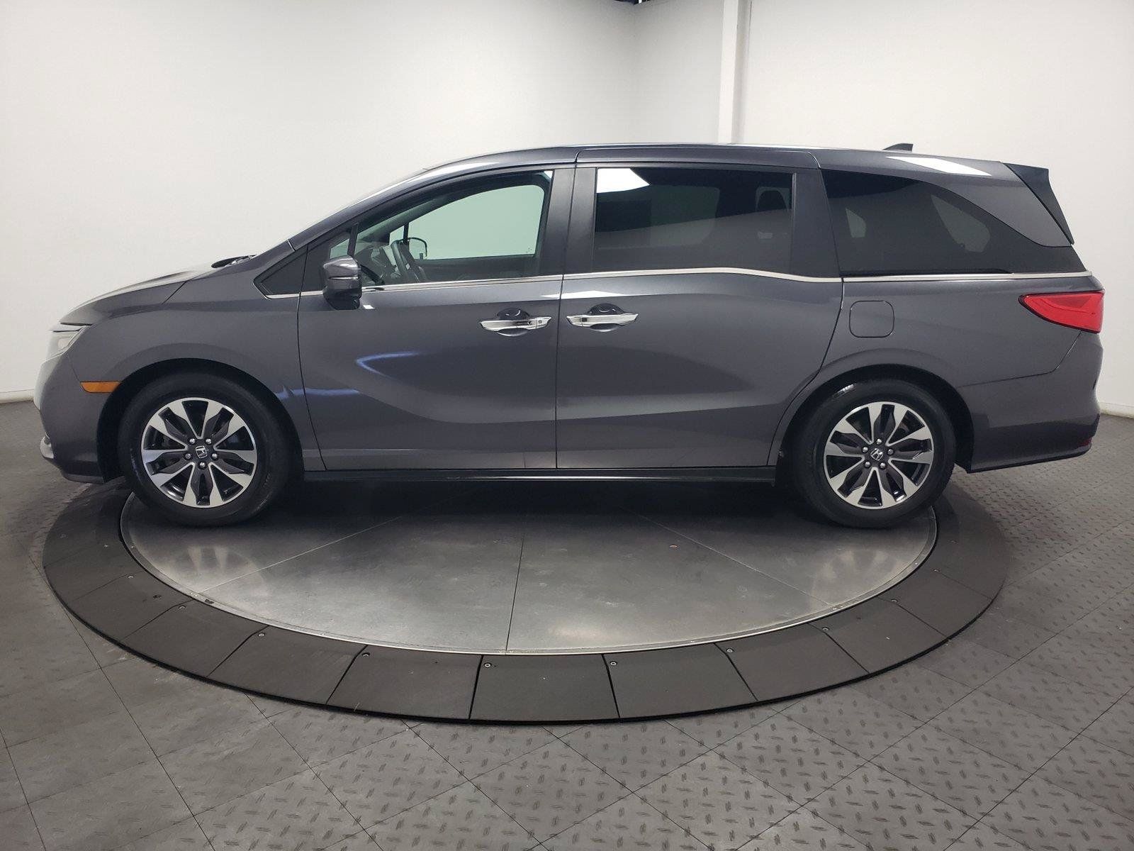 Used 2024 Honda Odyssey EX-L image 8