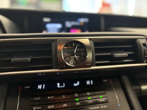 Used 2018 Lexus IS 300 F Sport image 28