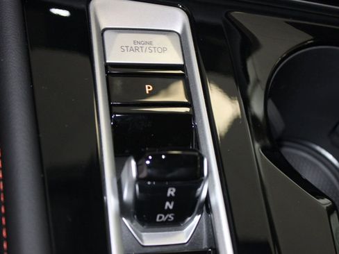 New 2026 Volkswagen Atlas Peak Edition image 16