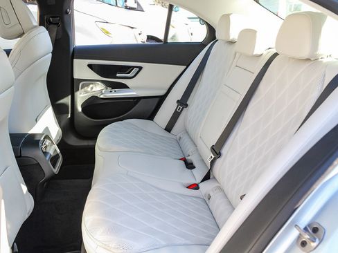 New 2026 Mercedes-Benz E 450 4MATIC Sedan image 18