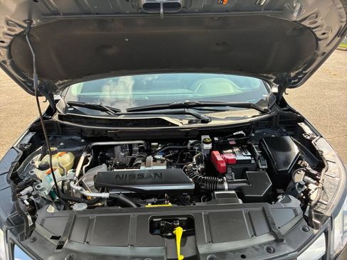 Used 2026 Nissan Rogue SV AWD/4WD image 33