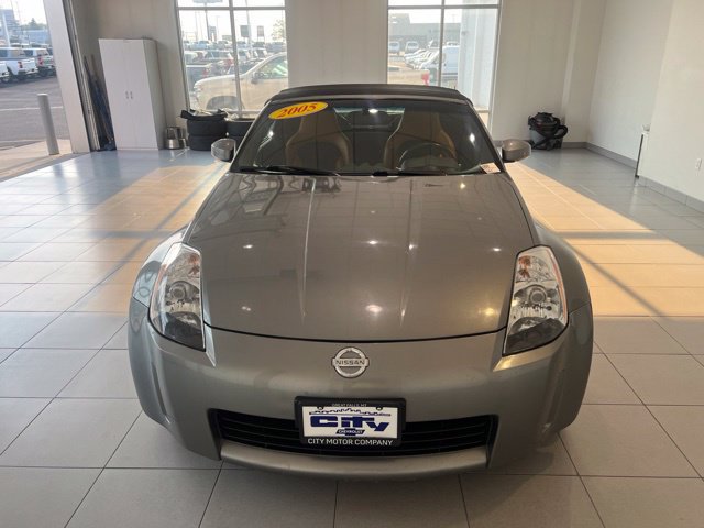 Used 2005 Nissan 350Z Grand Touring RWD image 26