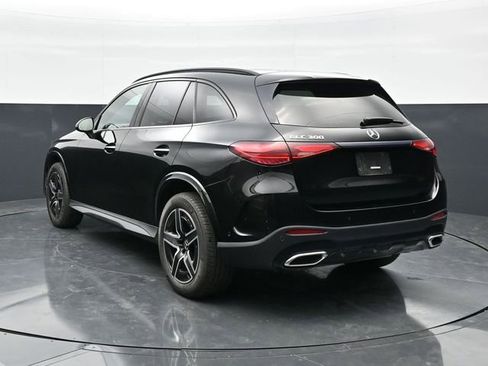 Used 2023 Mercedes-Benz GLC 300 image 5