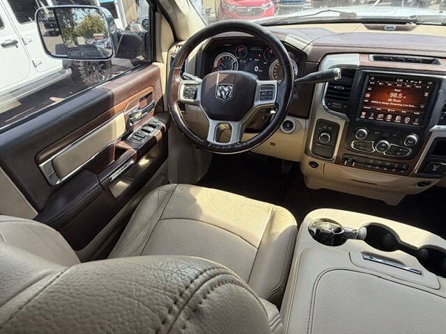 Used 2016 RAM 2500 Laramie w/ Convenience Group AWD/4WD image 12
