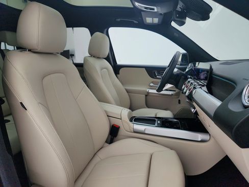 Certified 2024 Mercedes-Benz EQB 250+ image 27