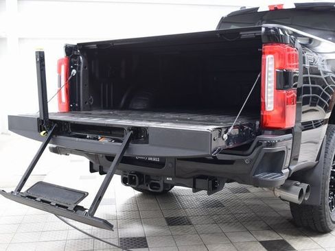 Used 2024 Ford F250 Lariat w/ Lariat Ultimate Package image 20