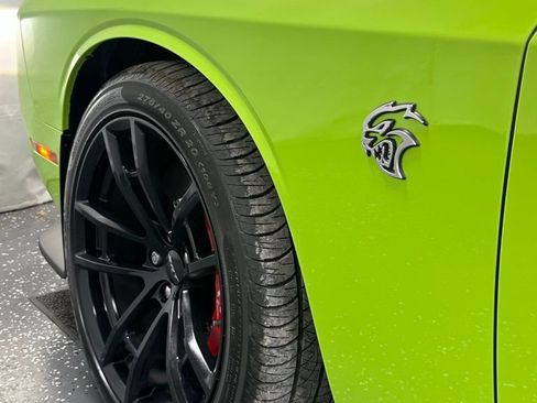 Used 2023 Dodge Challenger SRT Hellcat w/ Driver Convenience Group image 8