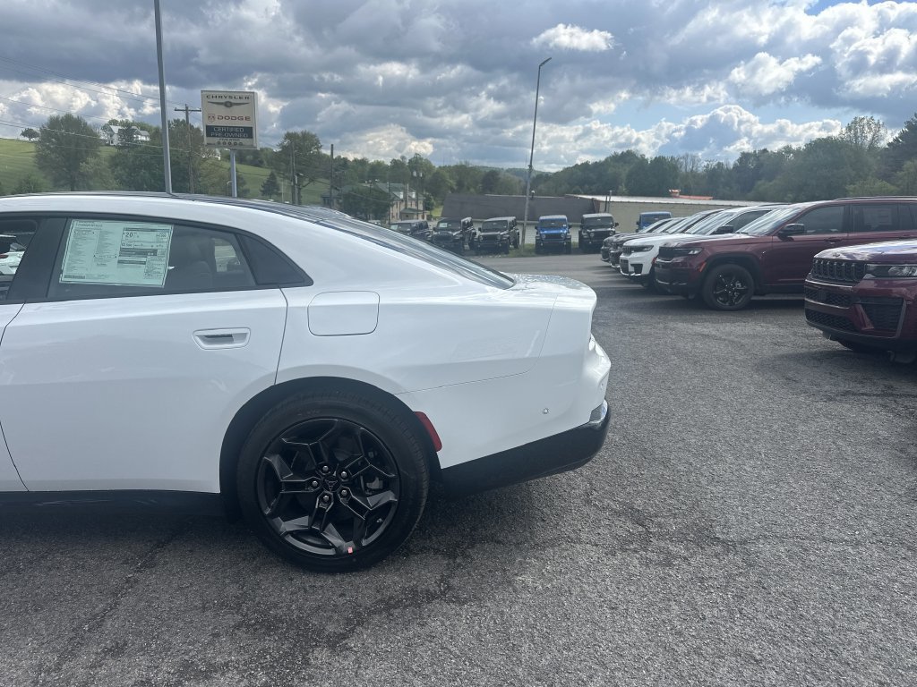 New 2026 Dodge Charger R/T AWD/4WD image 8