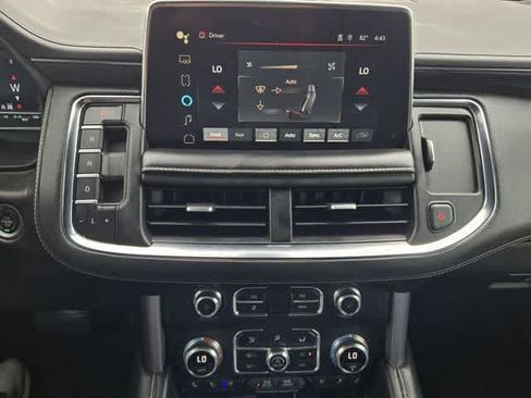 Used 2022 GMC Yukon XL SLT w/ SLT Premium Package AWD/4WD image 15