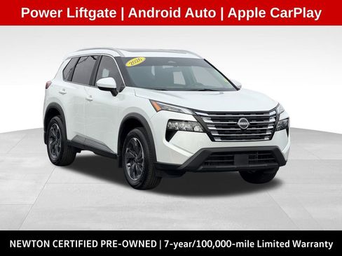 Used 2026 Nissan Rogue SV w/ SV Premium Package image 1