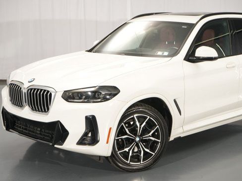 Used 2022 BMW X3 xDrive30i w/ M Sport Package 2 AWD/4WD image 4