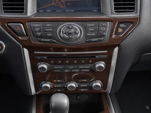 Used 2015 Nissan Pathfinder Platinum w/ Cargo Package FWD image 16