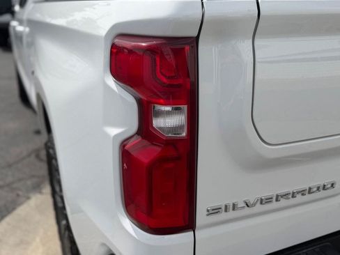 Used 2021 Chevrolet Silverado 1500 RST w/ Convenience Package II AWD/4WD image 23