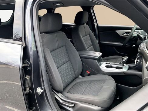Used 2022 Chevrolet Blazer LT image 19