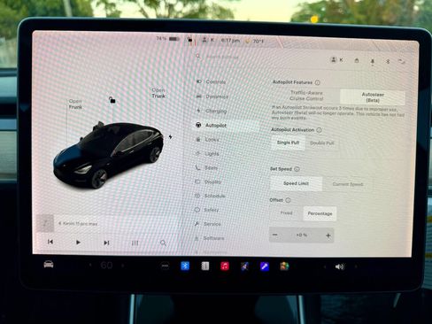 Used 2018 Tesla Model 3 Long Range image 12