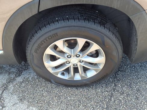 Used 2020 Hyundai Santa Fe SEL FWD image 25