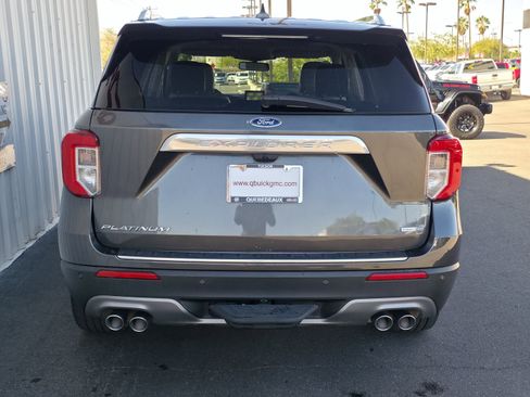 Used 2020 Ford Explorer Platinum w/ Premium Technology Package image 6