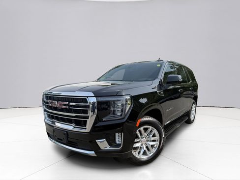 Used 2022 GMC Yukon SLT w/ SLT Luxury Package AWD/4WD image 1