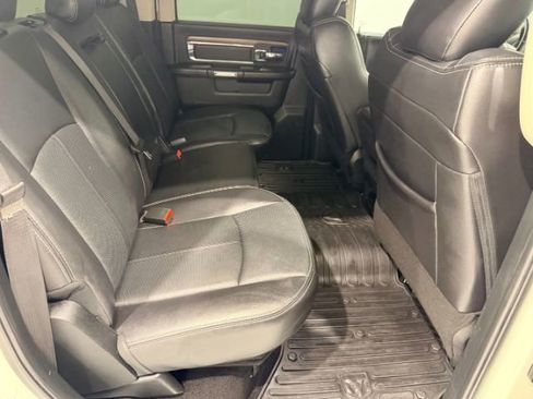 Used 2018 RAM 1500 Laramie w/ Convenience Group AWD/4WD image 35