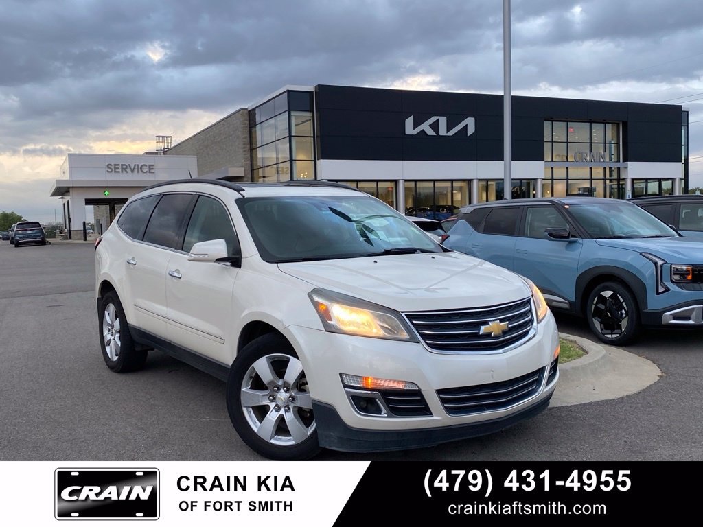 Used 2015 Chevrolet Traverse LTZ AWD/4WD image 1